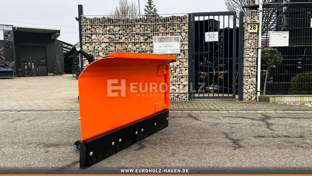 Schneepflug Schneeschild für Radlader WackerNeuson - Hóeke - Mezőgazdasági gépek: 4 kép. Schneepflug Schneeschild für Radlader WackerNeuson - Hóeke - Mezőgazdasági gépek: 4 kép.