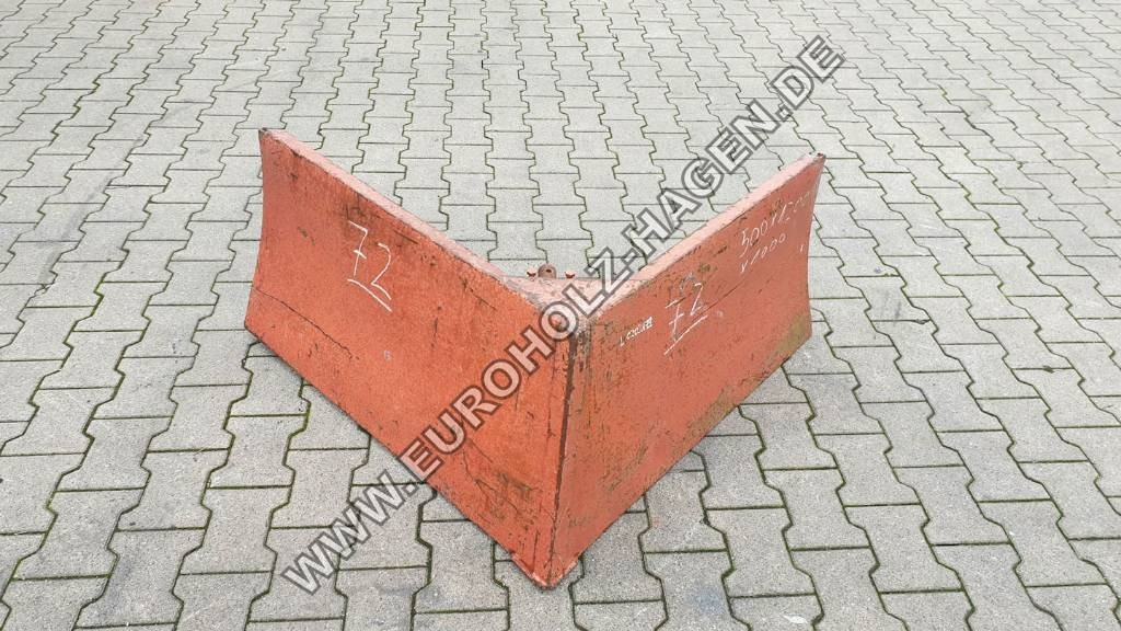 Schneeräumschild Planierschild 1200 mm - Hóeke - Többcélú/ Speciális jármű: 1 kép. Schneeräumschild Planierschild 1200 mm - Hóeke - Többcélú/ Speciális jármű: 1 kép.