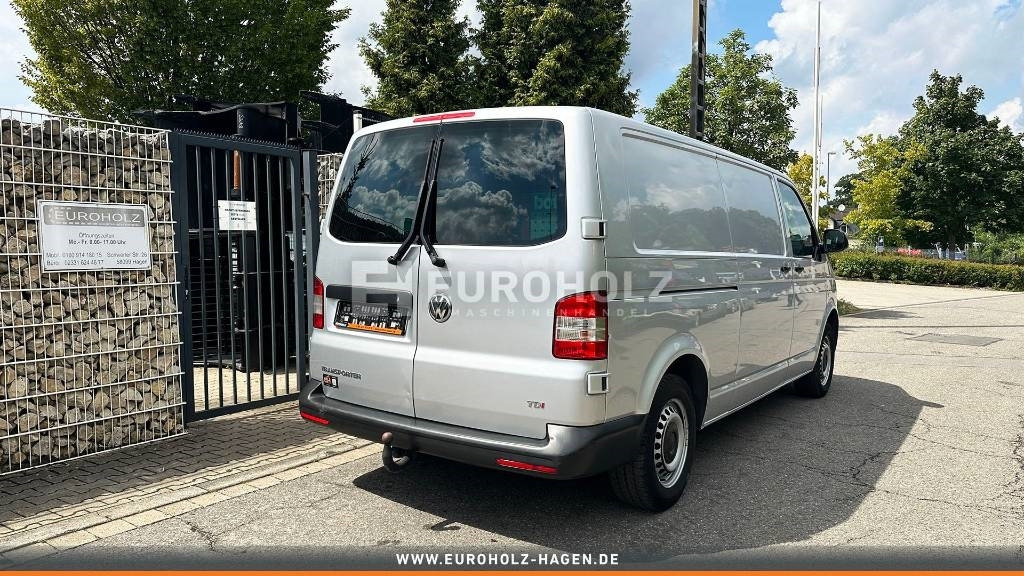 Volkswagen T6 2.0 TDI, Transporter, Kasten, Werkstattschränke - Dobozos kisteherautó: 4 kép. Volkswagen T6 2.0 TDI, Transporter, Kasten, Werkstattschränke - Dobozos kisteherautó: 4 kép.
