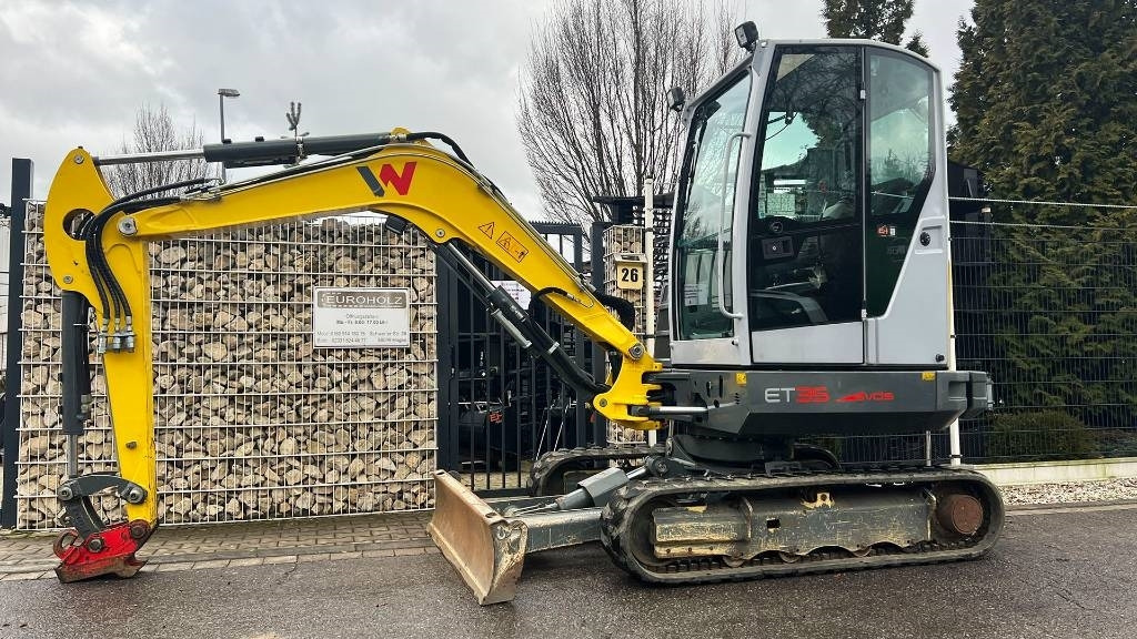 Wacker Neuson ET 35 VDS mit Schnellwechsler MS 03, Knickmatik - Minikotró: 3 kép. Wacker Neuson ET 35 VDS mit Schnellwechsler MS 03, Knickmatik - Minikotró: 3 kép.