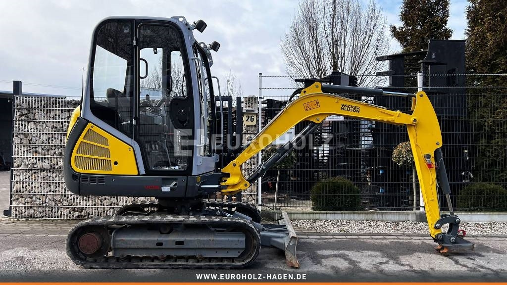 Wacker Neuson Minibagger ET24 VDS, Schnellwechsler MS 03 - Minikotró: 4 kép. Wacker Neuson Minibagger ET24 VDS, Schnellwechsler MS 03 - Minikotró: 4 kép.