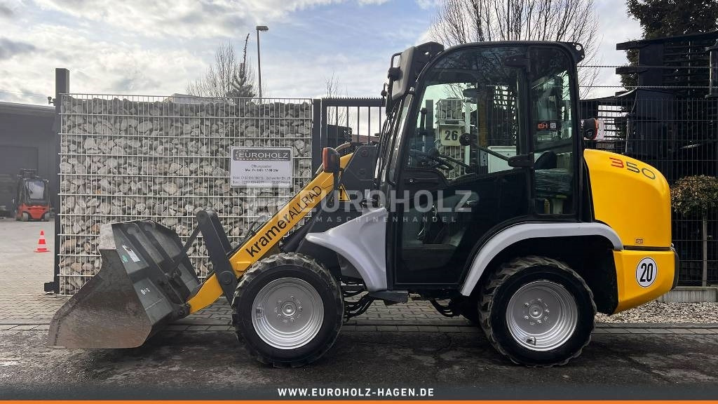 Yanmar Minibagger Vio 25-4 mit Schnellwechsler MS03 - Minikotró: 3 kép. Yanmar Minibagger Vio 25-4 mit Schnellwechsler MS03 - Minikotró: 3 kép.
