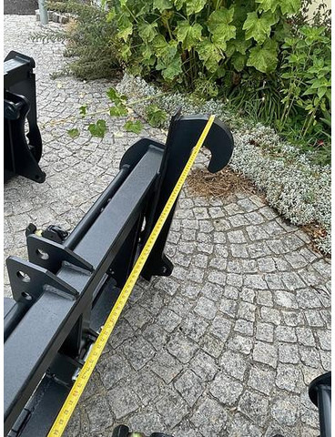 Big Adapter JCB Q fit auf 3 Punkt Aufnahme - Adapterek: 4 kép. Big Adapter JCB Q fit auf 3 Punkt Aufnahme - Adapterek: 4 kép.