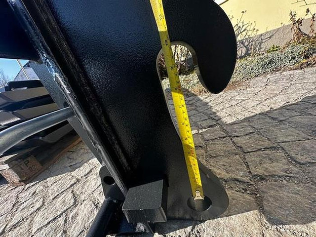 Új Adapterek Big JCB 520-50 Adapter mit Euro Aufnahme: 8 kép.
