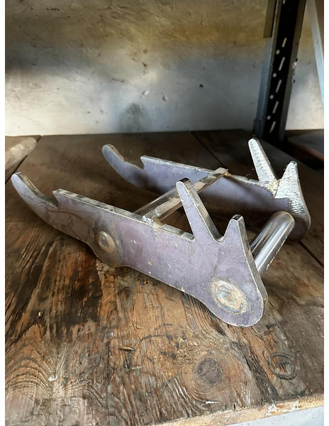 Big Anbauplatte mit Martin M3 Aufnahme - Alkatrész: 1 kép. Big Anbauplatte mit Martin M3 Aufnahme - Alkatrész: 1 kép.