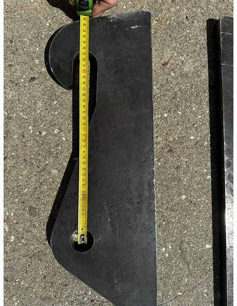 Big Anschweißhaken passend zu Liebherr 506-509 - Alkatrész: 5 kép. Big Anschweißhaken passend zu Liebherr 506-509 - Alkatrész: 5 kép.