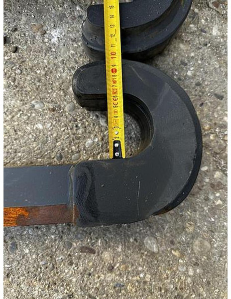 Big passend zu Volvo BM / Liebherr 514 - Alkatrész: 3 kép. Big passend zu Volvo BM / Liebherr 514 - Alkatrész: 3 kép.