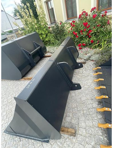 Big SUN Schwergutschaufel 250 cm mit Atlas Aufnahme - Kanál: 4 kép. Big SUN Schwergutschaufel 250 cm mit Atlas Aufnahme - Kanál: 4 kép.