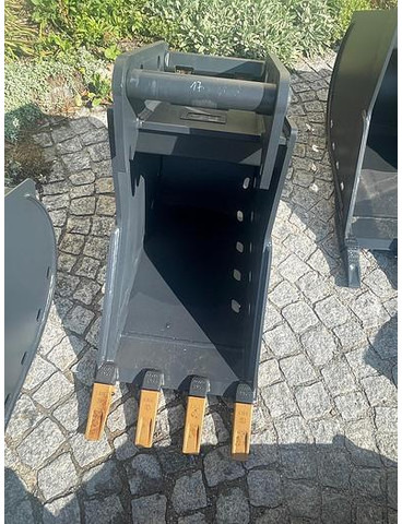 Big Tieflöffel 50 cm mit Lehnhoff MS08 Symlock Aufnahme - Kanál: 3 kép. Big Tieflöffel 50 cm mit Lehnhoff MS08 Symlock Aufnahme - Kanál: 3 kép.