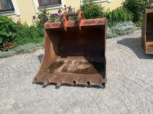 Big Tieflöffel / Baggerlöffel 130 cm - Kanál: 1 kép. Big Tieflöffel / Baggerlöffel 130 cm - Kanál: 1 kép.