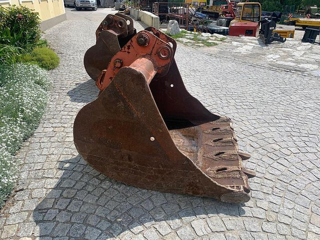 Big Tieflöffel / Baggerlöffel 130 cm - Kanál: 2 kép. Big Tieflöffel / Baggerlöffel 130 cm - Kanál: 2 kép.