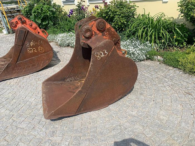 Big Tieflöffel / Baggerlöffel 90 cm - Kanál: 2 kép. Big Tieflöffel / Baggerlöffel 90 cm - Kanál: 2 kép.