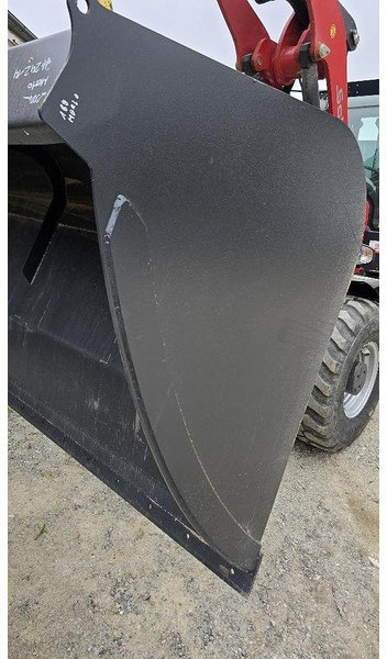 Big Volumenschaufel 240 cm mit Schäffer Aufnahme - Kanál: 3 kép. Big Volumenschaufel 240 cm mit Schäffer Aufnahme - Kanál: 3 kép.