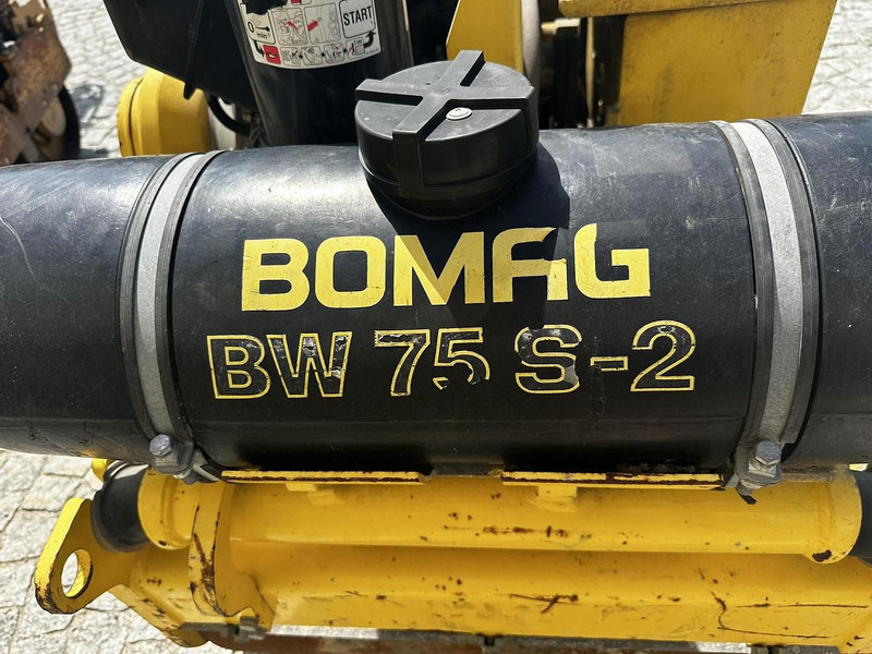Bomag BW 75 S-2 - Mezőgazdasági hengerek: 4 kép. Bomag BW 75 S-2 - Mezőgazdasági hengerek: 4 kép.