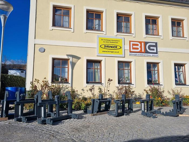Sonarol JCB, Merlo, Euro Adapter auf Dreipunkt Aufnahme KATII HERBST AKTION!! - Építőipari gépek: 4 kép. Sonarol JCB, Merlo, Euro Adapter auf Dreipunkt Aufnahme KATII HERBST AKTION!! - Építőipari gépek: 4 kép.