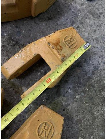 Ersatzzahn klein passend zu Hammer RH25 Abbruchpulverisierer - Hidraulikus törőfej: 2 kép. Ersatzzahn klein passend zu Hammer RH25 Abbruchpulverisierer - Hidraulikus törőfej: 2 kép.