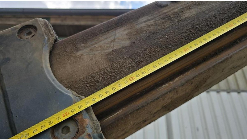 HYVA Hakenlift mit Knick - Teleskoparm - Multiliftes/ Konténerszállító pótkocsi: 2 kép. HYVA Hakenlift mit Knick - Teleskoparm - Multiliftes/ Konténerszállító pótkocsi: 2 kép.