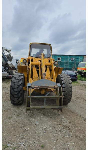 JCB Chaseside Super Loadmaster SL1500 Oldtimer - Rakodógép: 1 kép. JCB Chaseside Super Loadmaster SL1500 Oldtimer - Rakodógép: 1 kép.