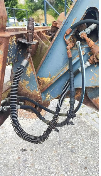 Matbro TR 200 Teleskoplader - Teleszkópos rakodó: 4 kép. Matbro TR 200 Teleskoplader - Teleszkópos rakodó: 4 kép.