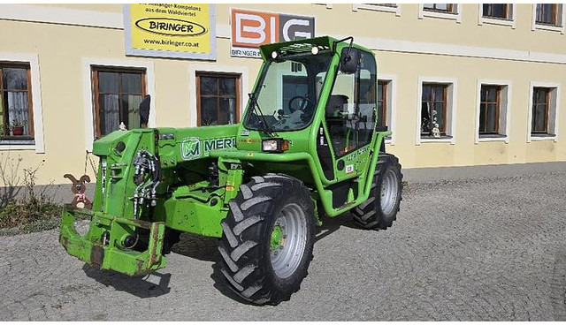 Merlo P41.7 Teleskoplader - Rakodógép: 4 kép. Merlo P41.7 Teleskoplader - Rakodógép: 4 kép.