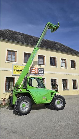Merlo P41.7 Teleskoplader - Rakodógép: 2 kép. Merlo P41.7 Teleskoplader - Rakodógép: 2 kép.