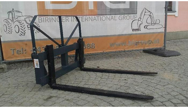Palettengabel 120 cm passend zu JCB Q fit Aufnahme - Raklapvilla - Anyagmozgató gép: 2 kép. Palettengabel 120 cm passend zu JCB Q fit Aufnahme - Raklapvilla - Anyagmozgató gép: 2 kép.