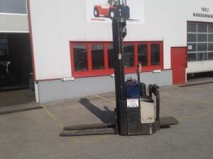 Crown WE2300S-1.4-TT - Emelőtargoncá: 1 kép. Crown WE2300S-1.4-TT - Emelőtargoncá: 1 kép.