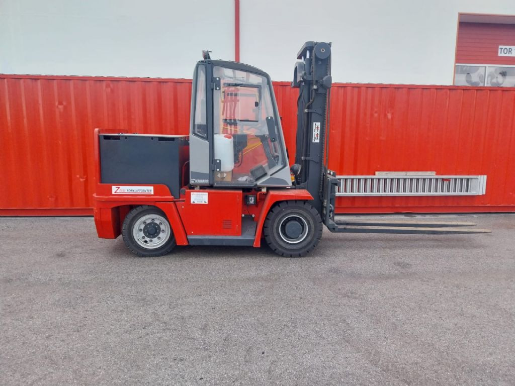 Kalmar ECF70-6C - Elektromos targonca: 1 kép. Kalmar ECF70-6C - Elektromos targonca: 1 kép.