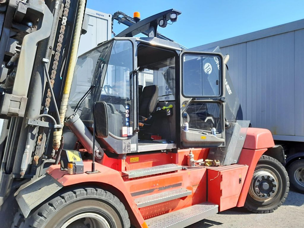 Konecranes 12-1200B - Dízel targonca: 1 kép. Konecranes 12-1200B - Dízel targonca: 1 kép.