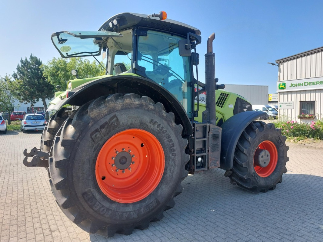 CLAAS Axion 850 - Traktor: 1 kép. CLAAS Axion 850 - Traktor: 1 kép.