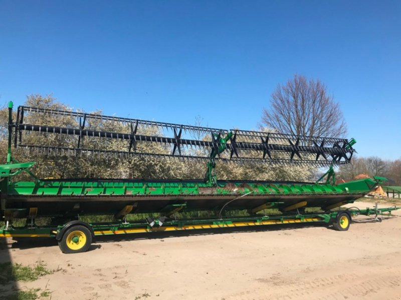 Kombájn Zürn 640 PF: 8 kép.