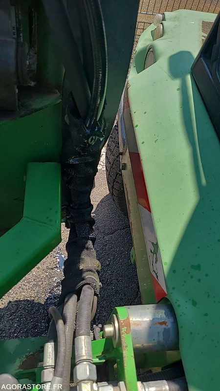 AB 687 YQ - JOHN DEERE 1905 - 2009 - Kerti fűkasza: 5 kép. AB 687 YQ - JOHN DEERE 1905 - 2009 - Kerti fűkasza: 5 kép.