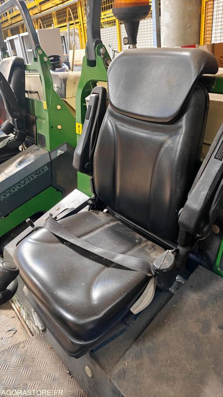 AMAZONE PH1250 - CL-841-NL - Kerti fűkasza: 4 kép. AMAZONE PH1250 - CL-841-NL - Kerti fűkasza: 4 kép.