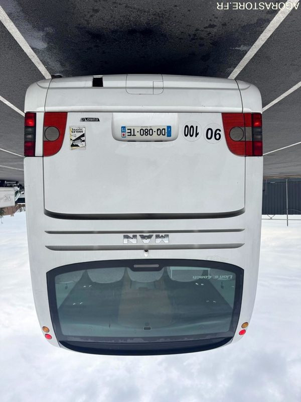 AUTOCAR MAN LIONS COACH R07 / 2015 / 850 000 KM / 53+1+1+WC - Távolsági busz: 4 kép. AUTOCAR MAN LIONS COACH R07 / 2015 / 850 000 KM / 53+1+1+WC - Távolsági busz: 4 kép.