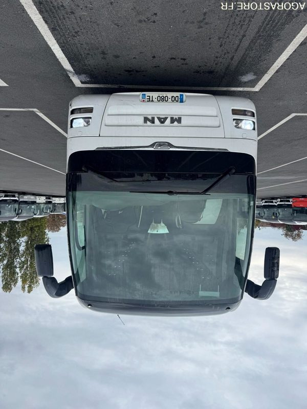 AUTOCAR MAN LIONS COACH R07 / 2015 / 850 000 KM / 53+1+1+WC - Távolsági busz: 3 kép. AUTOCAR MAN LIONS COACH R07 / 2015 / 850 000 KM / 53+1+1+WC - Távolsági busz: 3 kép.
