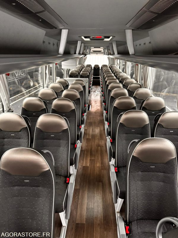 AUTOCAR MAN LIONS COACH R10 / 13M / 57+1+1+WC / 503 507KM - Távolsági busz: 4 kép. AUTOCAR MAN LIONS COACH R10 / 13M / 57+1+1+WC / 503 507KM - Távolsági busz: 4 kép.