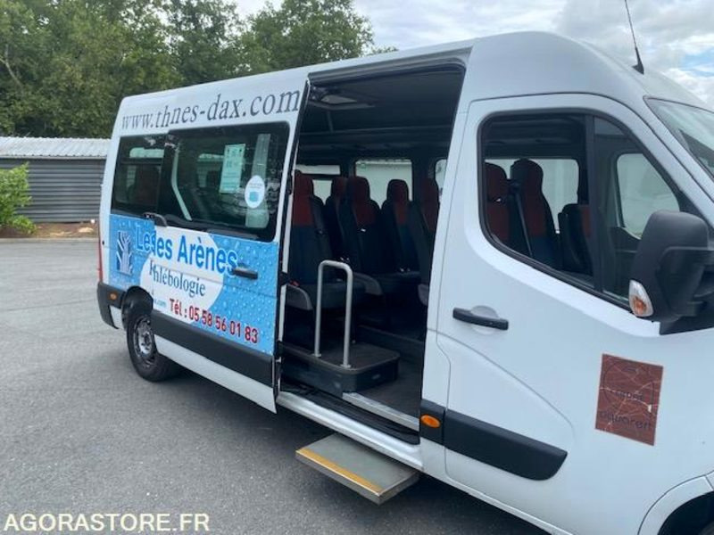 AUTOCAR RENAULT MASTER 2012 17 PLACES MAP - 351 000 KM - Minibusz, Kisbusz: 3 kép. AUTOCAR RENAULT MASTER 2012 17 PLACES MAP - 351 000 KM - Minibusz, Kisbusz: 3 kép.