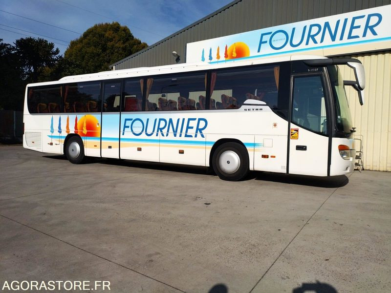 AUTOCAR SETRA 415 GT / 49 PLACES+WC / BVM / 1ERE MAIN / 556527 KM ORIGINE - Távolsági busz: 2 kép. AUTOCAR SETRA 415 GT / 49 PLACES+WC / BVM / 1ERE MAIN / 556527 KM ORIGINE - Távolsági busz: 2 kép.