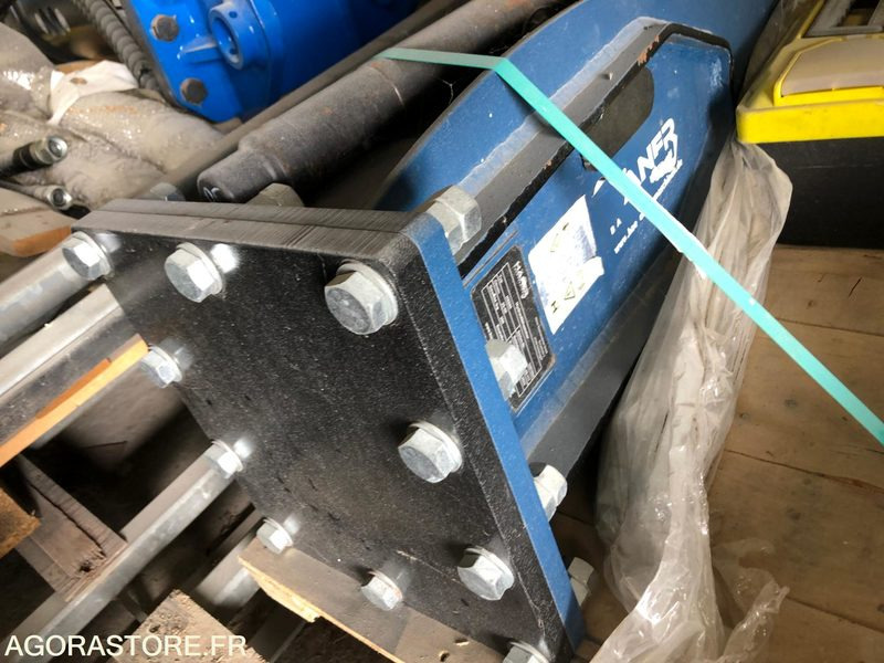 BRH NEUF HAENER HX600 - Pelles de 3 à 5 t - Alkatrész - Építőipari gépek: 3 kép. BRH NEUF HAENER HX600 - Pelles de 3 à 5 t - Alkatrész - Építőipari gépek: 3 kép.
