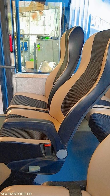 Autocar iveco wing 28places - Távolsági busz: 4 kép. Autocar iveco wing 28places - Távolsági busz: 4 kép.