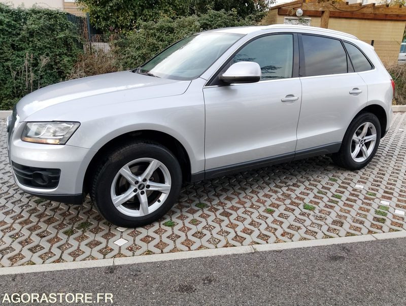 B8 - Audi Q5 - Quattro - 2008 - 161566 km - Terepjáró/ SUV: 3 kép. B8 - Audi Q5 - Quattro - 2008 - 161566 km - Terepjáró/ SUV: 3 kép.