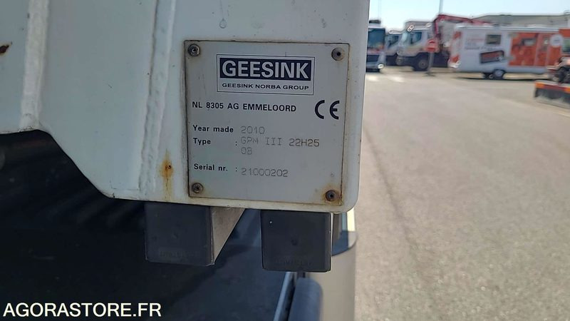 BB 817 DM - RENAULT PREMIUM 340 - 265653KM - 2010 - Szemetesautó: 5 kép. BB 817 DM - RENAULT PREMIUM 340 - 265653KM - 2010 - Szemetesautó: 5 kép.