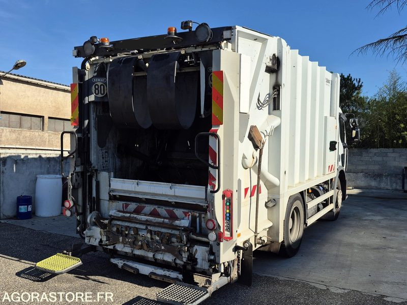 BENNE A ORDURE MENAGERE - Szemetesautó: 2 kép. BENNE A ORDURE MENAGERE - Szemetesautó: 2 kép.