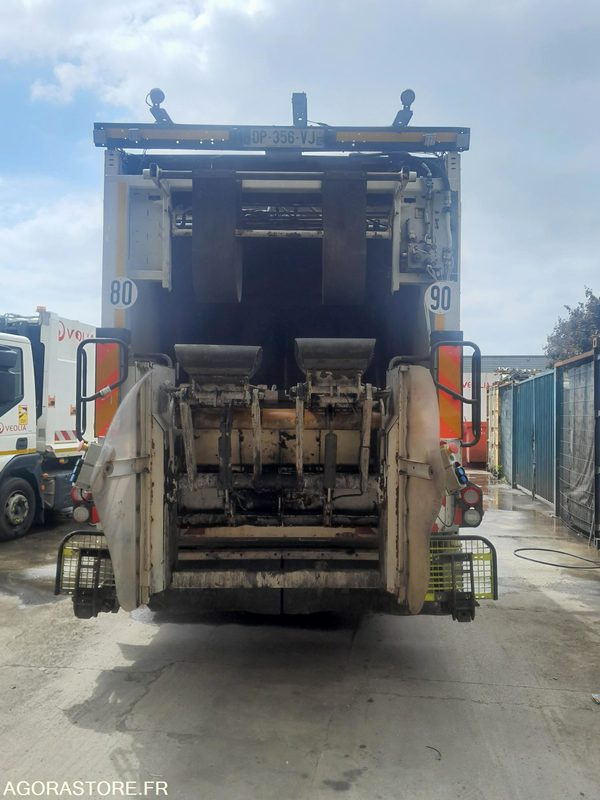 BOM 26T SCANIA GNC (6071-66ICAM571X) - Szemetesautó: 3 kép. BOM 26T SCANIA GNC (6071-66ICAM571X) - Szemetesautó: 3 kép.