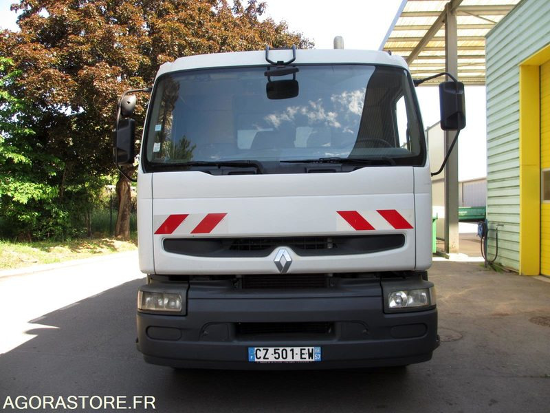 BOM CZ501EW - Szemetesautó: 1 kép. BOM CZ501EW - Szemetesautó: 1 kép.