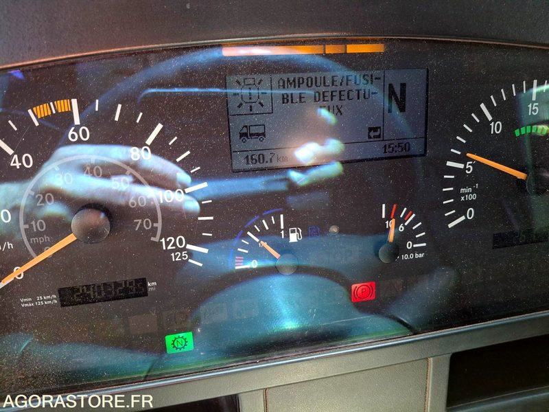 BOM Mercedes Econic 2013 240330 kms - CX-136-DD - Szemetesautó: 4 kép. BOM Mercedes Econic 2013 240330 kms - CX-136-DD - Szemetesautó: 4 kép.