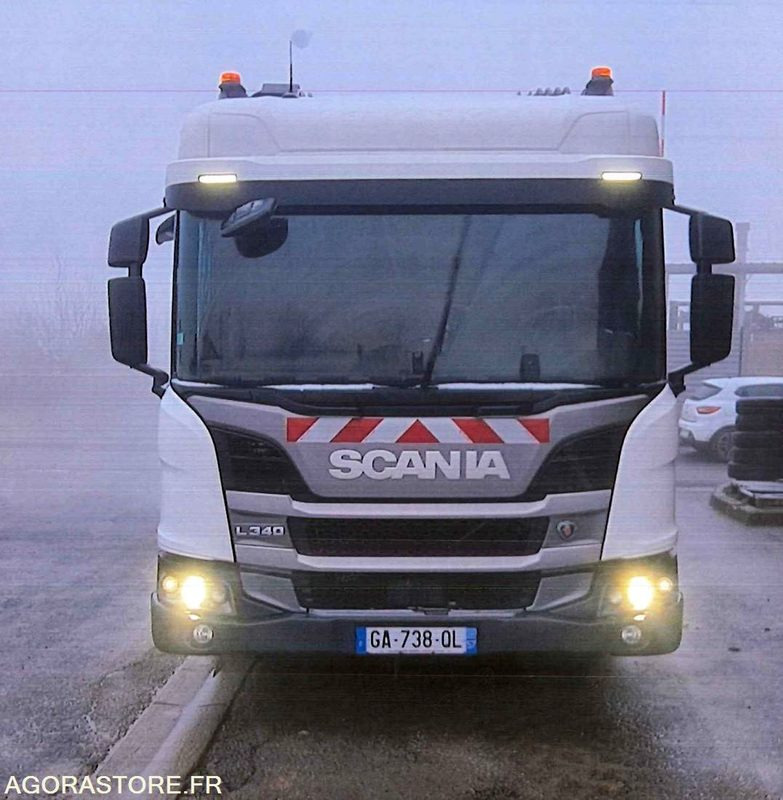 BOM SCANIA L340 71926 kms 2021 GNV - Szemetesautó: 1 kép. BOM SCANIA L340 71926 kms 2021 GNV - Szemetesautó: 1 kép.