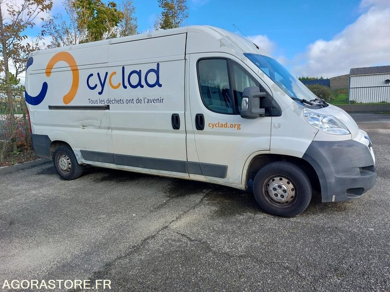 Boxer - Furgon: 3 kép. Boxer - Furgon: 3 kép.