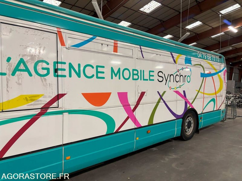 Bus urbain RENAULT AGORA (réf. 2004) - Busz: 2 kép. Bus urbain RENAULT AGORA (réf. 2004) - Busz: 2 kép.