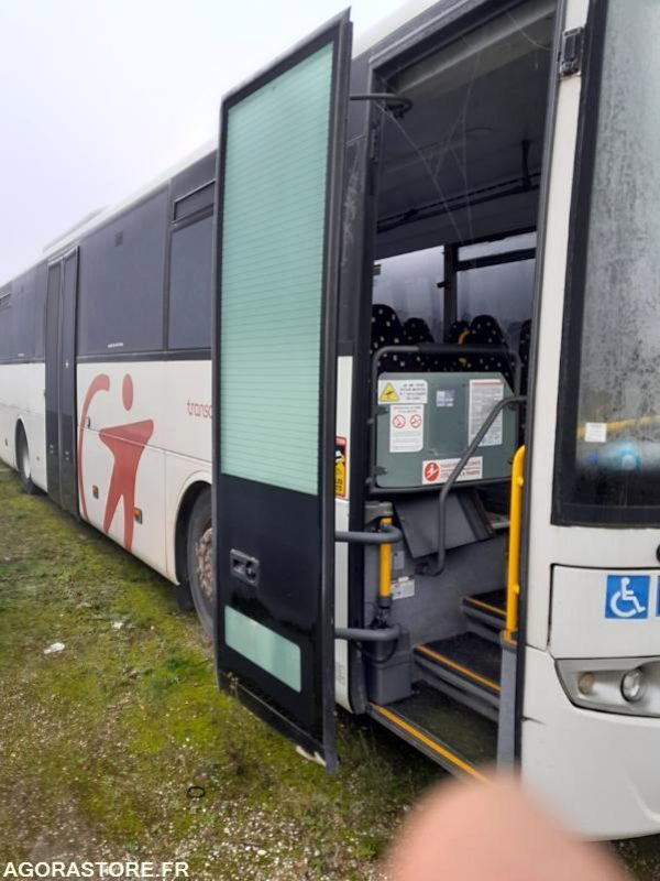 CAR-MERCEDES-INTOURO N°12051 (7577)-MEC2008/296915 KM- EF359EF - Busz: 2 kép. CAR-MERCEDES-INTOURO N°12051 (7577)-MEC2008/296915 KM- EF359EF - Busz: 2 kép.